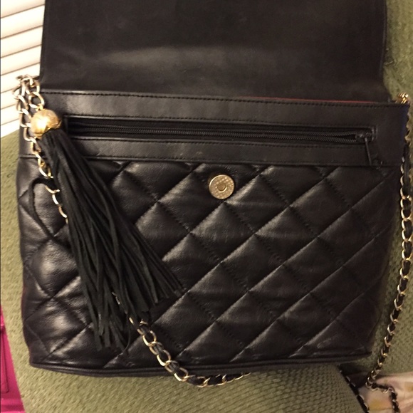 Vintage Chanel lamb skin. From the 80s. Authentic - Picture 2 of 4