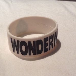 Jac Vanek WONDERWALL Bracelet