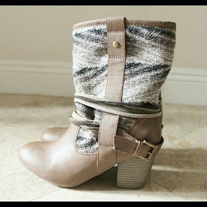 *SOLD* Pink & Pepper Marrakech Bootie in Taupe