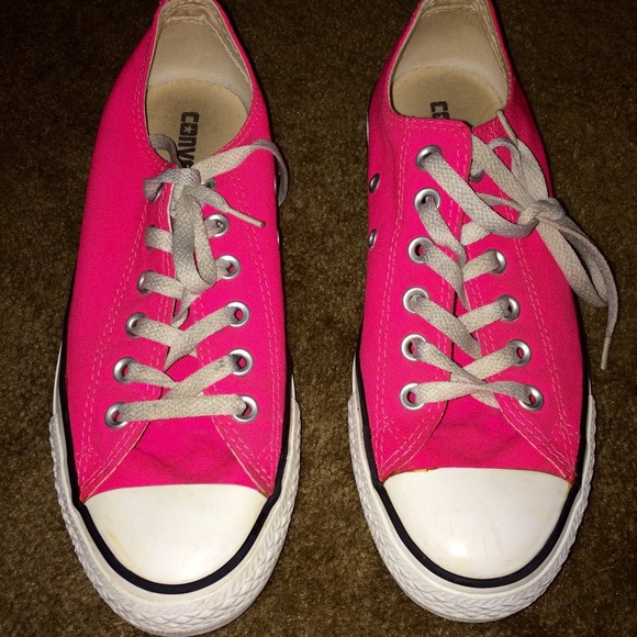 hot pink converse