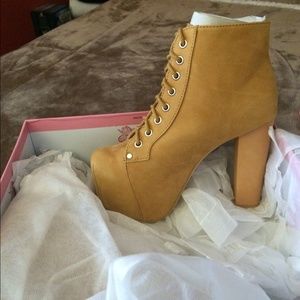 Jeffrey Campbell's Litas!