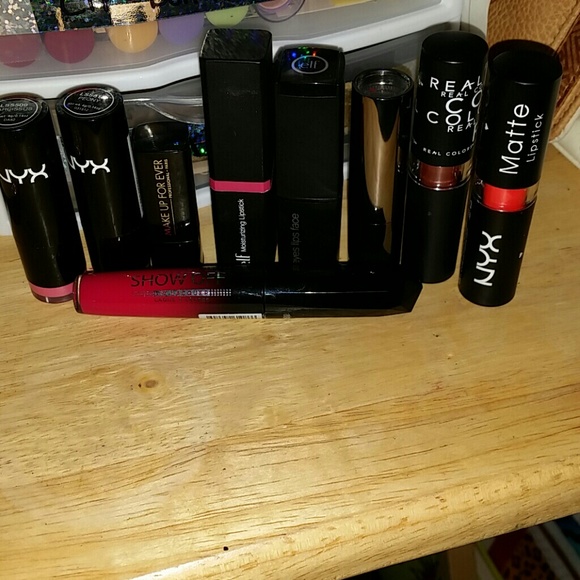 Lipstick bundle!
