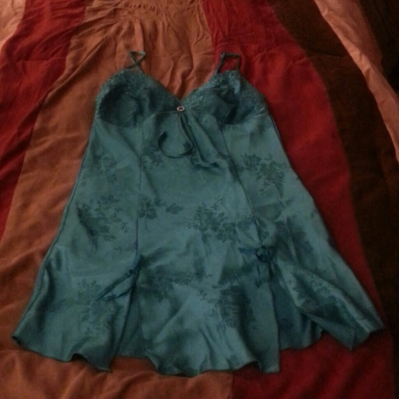 Turquoise medium silk lingerie