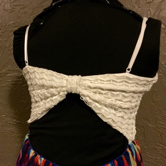 Beautiful Aztec pattern maxi dress - Picture 4 of 4