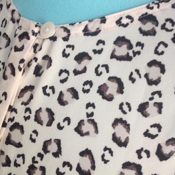 LOFT Almost sheer snow leopard blouse. - Picture 3 of 4