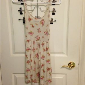floral dress & stay weird tee BUNDLE FOR YUXIANXP