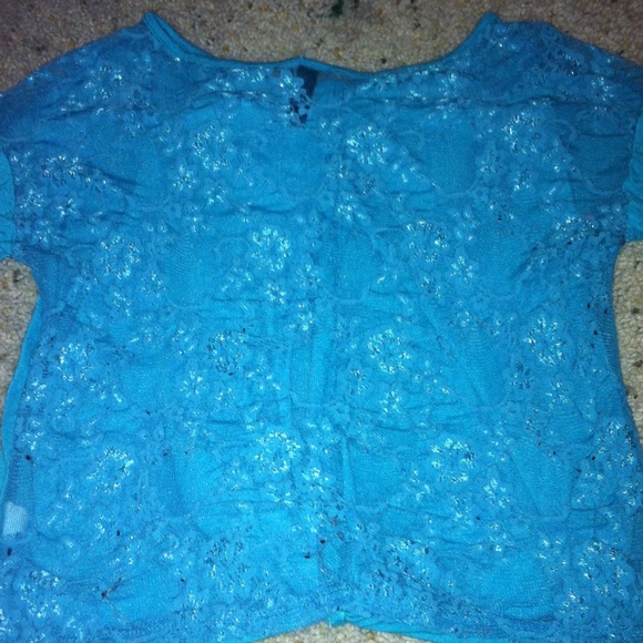 Top - Picture 3 of 3