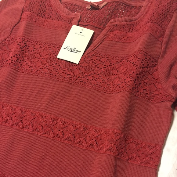Lucky Brand Thermal with Lace detail - Picture 2 of 4