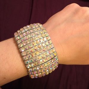 Silver rhinestone stretch bracelet