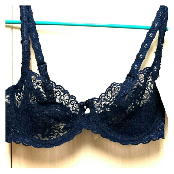 BLUE LACE BRA SIZE 36B
