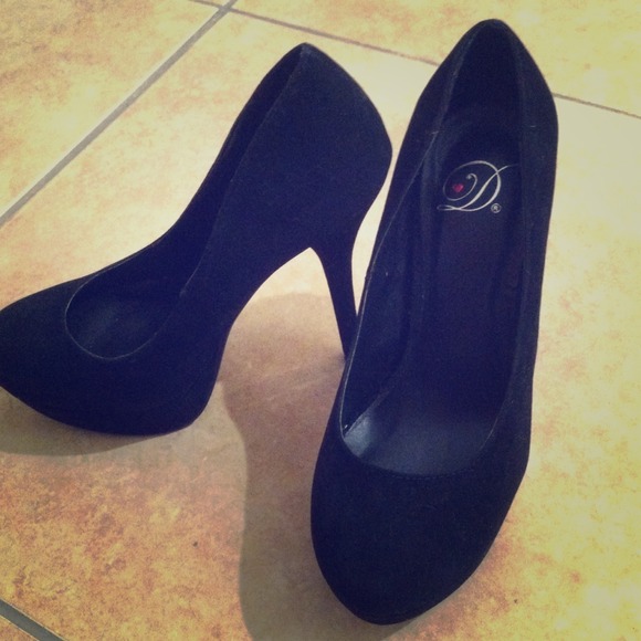 Black heels