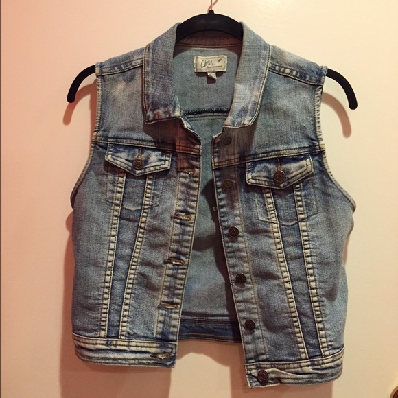 Jean Vest