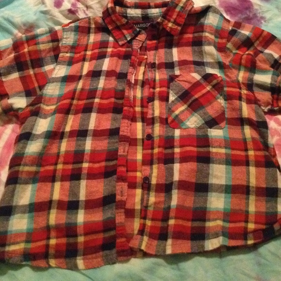 UO cropped plaid shirt