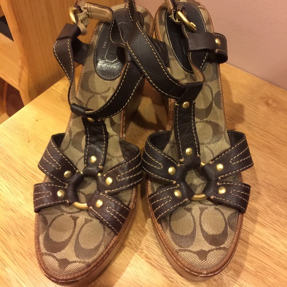 Beautiful Coach wedge sandals. Authentic! - Picture 2 of 3