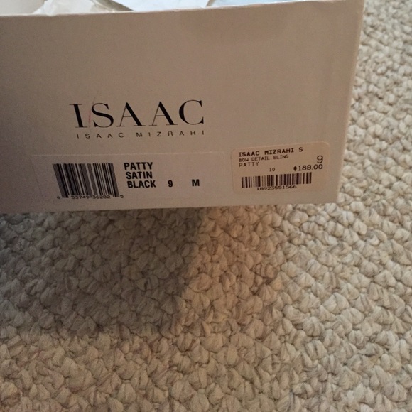 Isaac mizrahi from saks gorgeous black heels - Picture 3 of 3