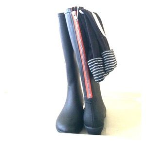 Rainboot with boot socks