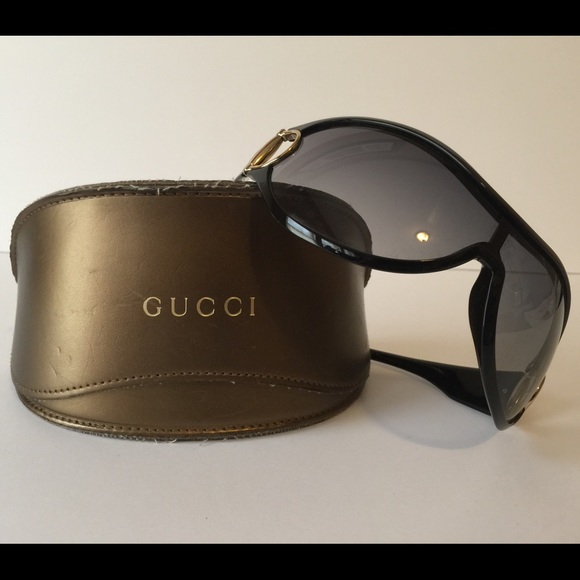 GUCCI SUNGLASSES