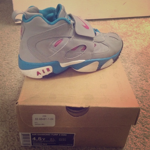 Nike shoes