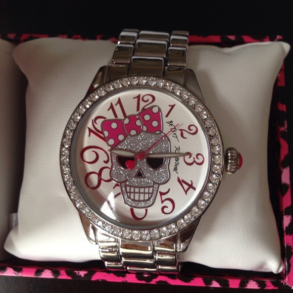 Betsey Johnson Jewelry - 🎉HP🎉 Betsey Johnson silver tone watch