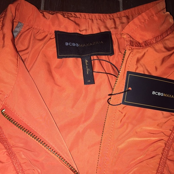 Orange  jacket - Picture 3 of 4