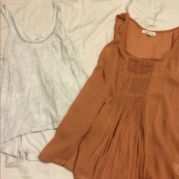 2 S/M Tops