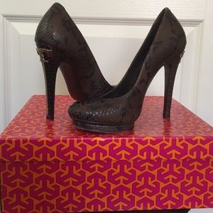 Tory Burch Jude Snake Skin Pump