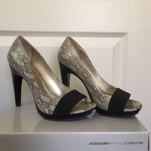 Jessica Simpson- Kairie pump