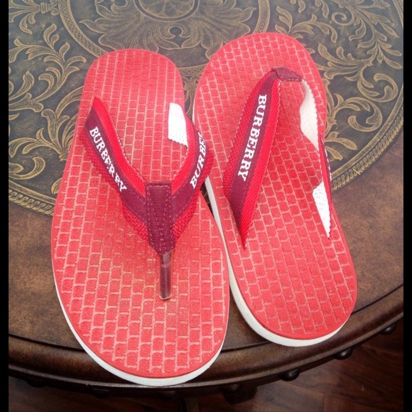 Auth. Burberry Sandals
