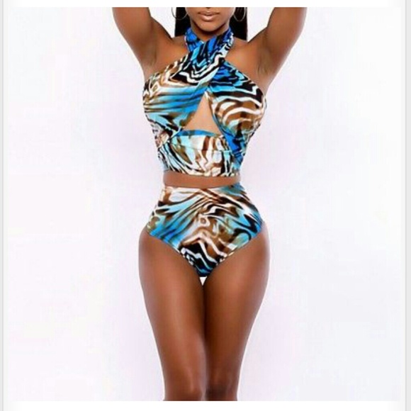 BOUTIQUE Accessories - ❤️FINAL PRICE CUT❤️ Sexy High Waist Halter Bikini