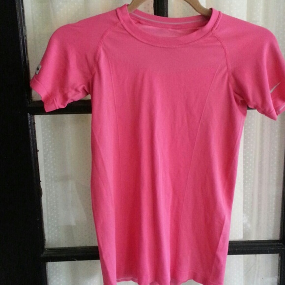 Nike dri fit pink.shirt