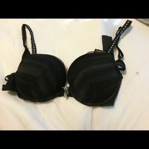 Back Lace Victoria Secret Bra 34D