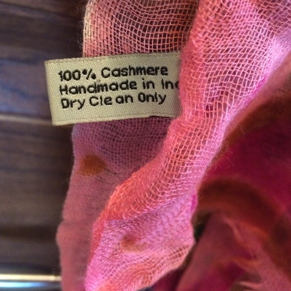 Cashmere scarf - Picture 4 of 4