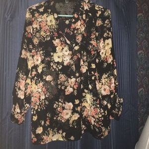 Sheer floral 3/4 sleeve Forever 21 top