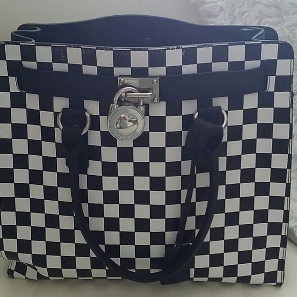 AUTHENTIC MICHAEL KORS PURSE - Picture 4 of 4