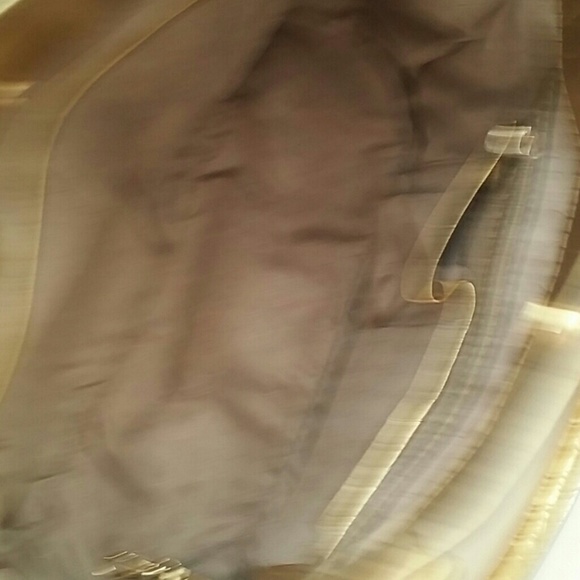 AUTHENTIC MICHAEL KORS PURSE - Picture 3 of 4