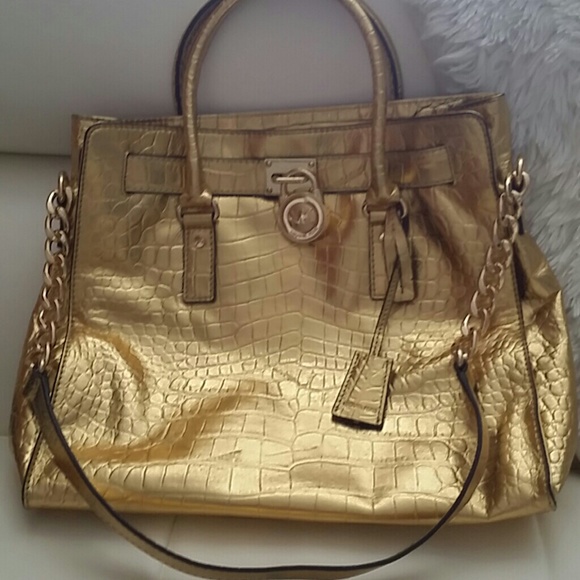 AUTHENTIC MICHAEL KORS PURSE - Picture 4 of 4