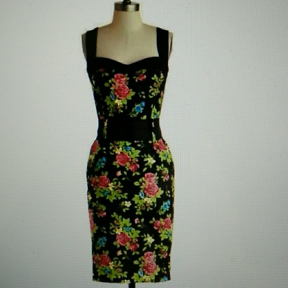 Cool vibes dress in floral - Picture 1 of 3