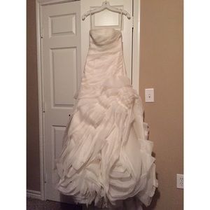 Vera wang wedding dress