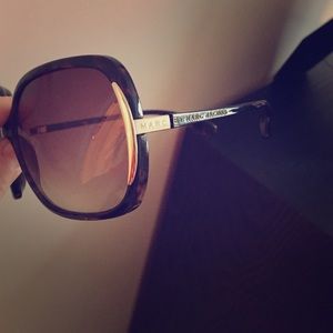 Marc by Marc Jacobs oversized sunglasses