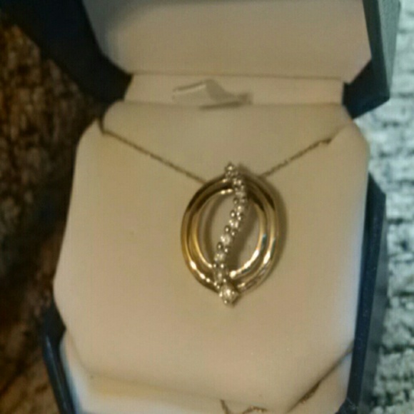Diamond journey necklace