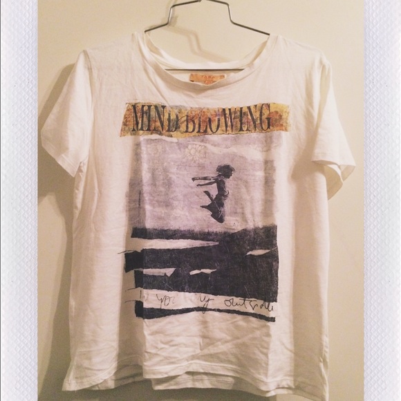 SUMMER ZARA GRAPHIC TEE