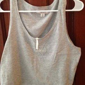Grey cropped tank