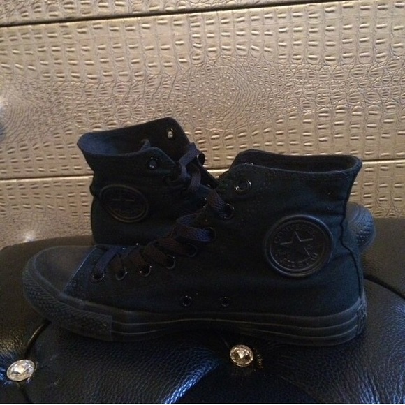 Black Converse hi-tops