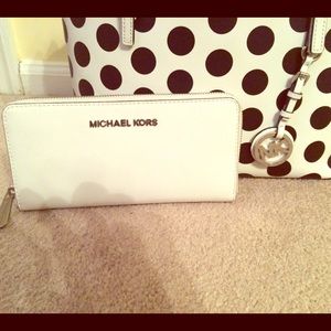 Authentic Micheal Kors polka dot tote