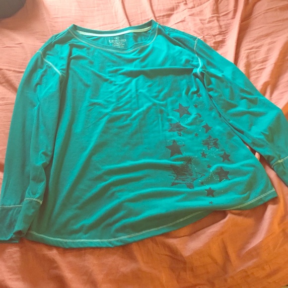 Faded Glory teal shirt with printed stars