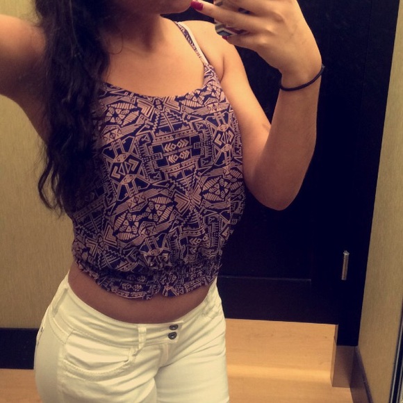 Crop top (: great for summer