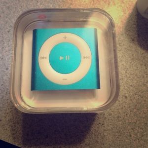 BRAND NEW! Never opened! BLUE  iPod shuffle 2 GB