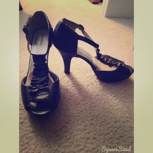 Black Ruffle Ankle Heels