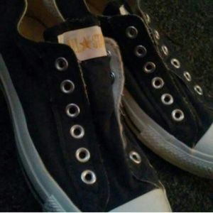 Converse, pants & thirty one lunch box bundle