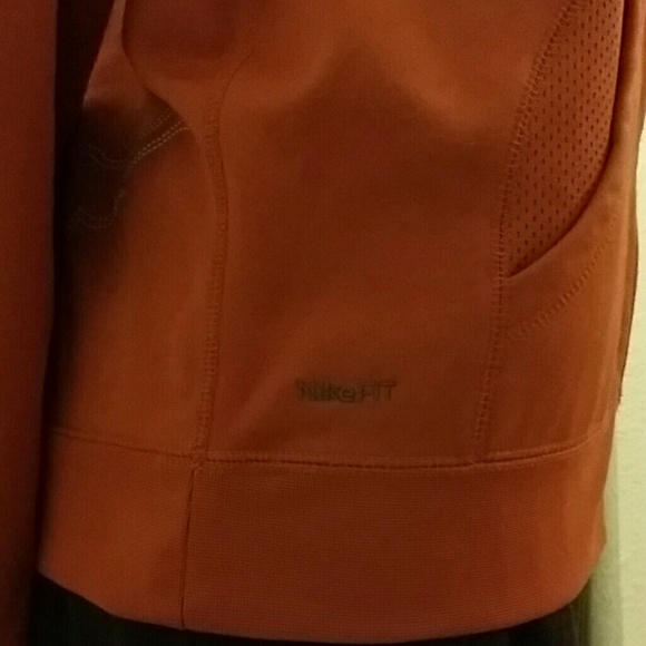 Jacket - Picture 3 of 4